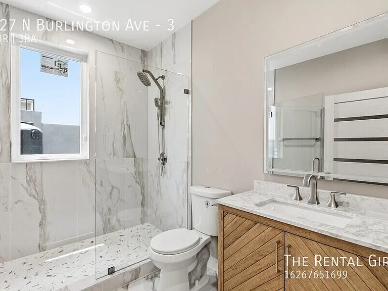 227 N Burlington Ave #3 — Photo 20