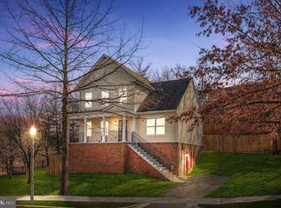 1137 Wahler Pl SE, Washington, DC 20032