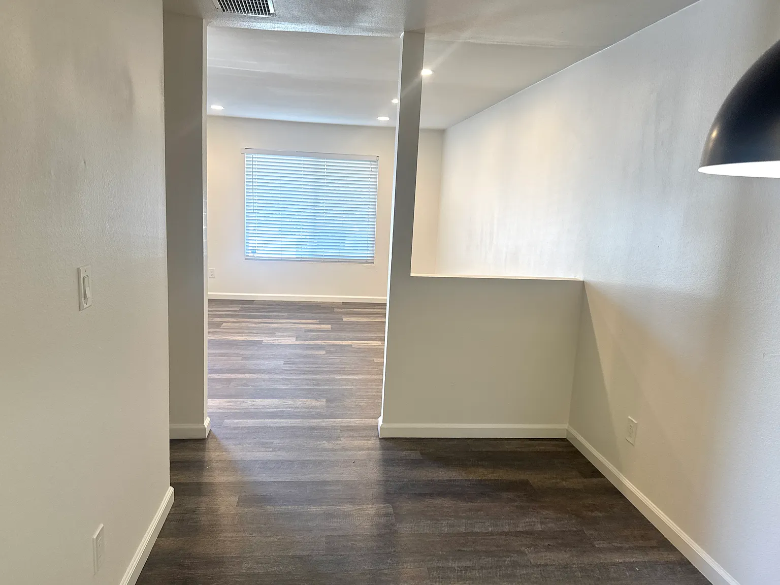 2 bed, 1.5 bath, 1000 sqft, $3,500 — Photo 4