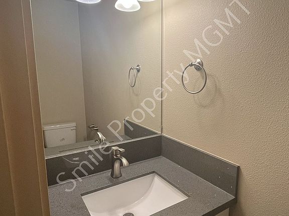 4th image of 5922 SE 136th Ave