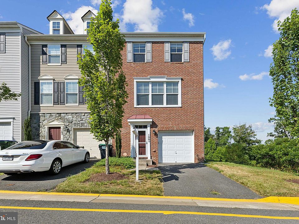 1st image of 109 Hollister Ln