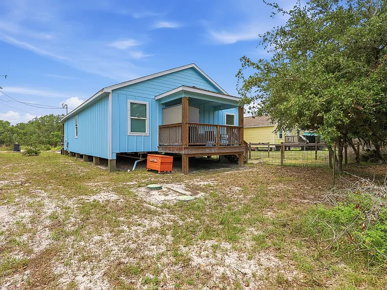 2111 Lone Star Rd — Photo 25