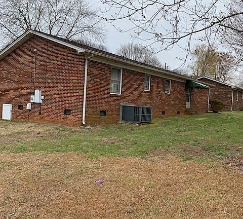 5th image of 227 Southfork Dr