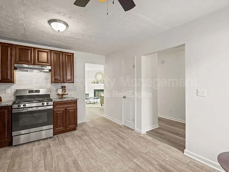 3510 Ashley Station Dr SW — Photo 9