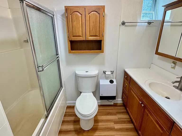 Full sized Bathroom!