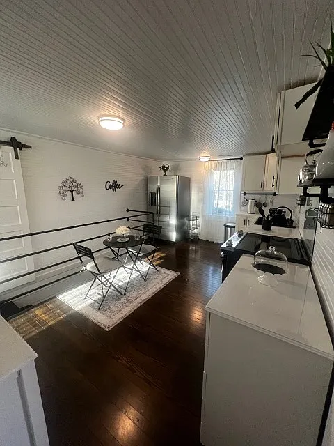 2 bed, $1,500 — Photo 1
