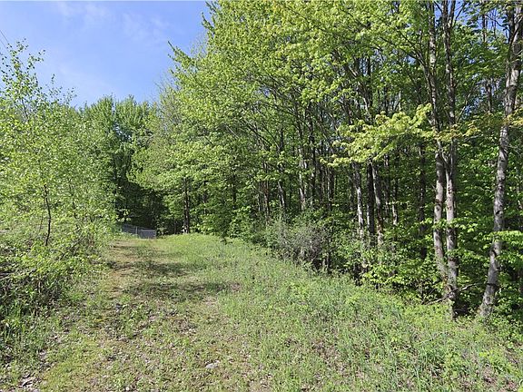 4th image of 175 Bremm Rd #15