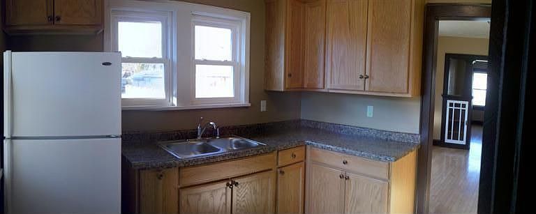 1st image of 106 Woodlawn Ave
