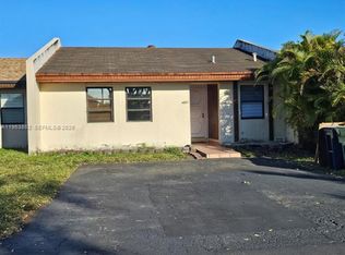 4907 SW 137th Ct #TOWNHOUSE 4907, Miami, FL 33175