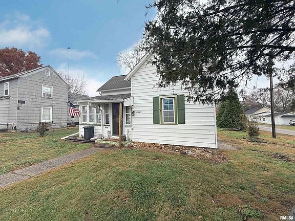 2nd image of 820 S 10th St