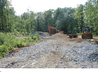 11 Hurst Rd, Womelsdorf, PA 19567