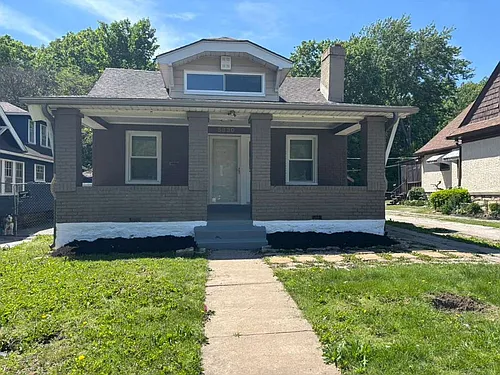 5830 Euclid Ave Photo 1