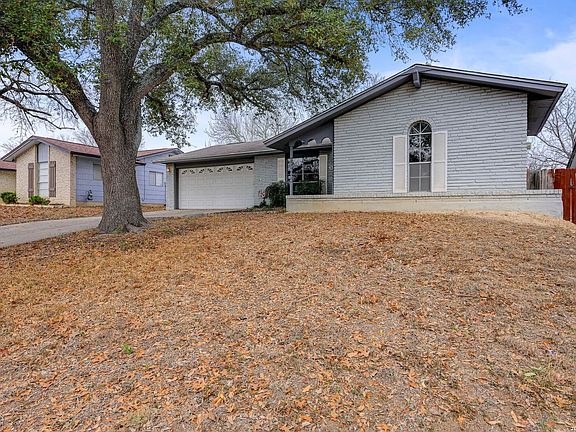 2nd image of 14143 Swallow Dr.