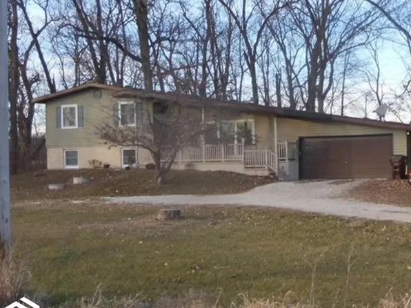 2753 Chalk Ridge Rd, Fort Madison, IA 52627