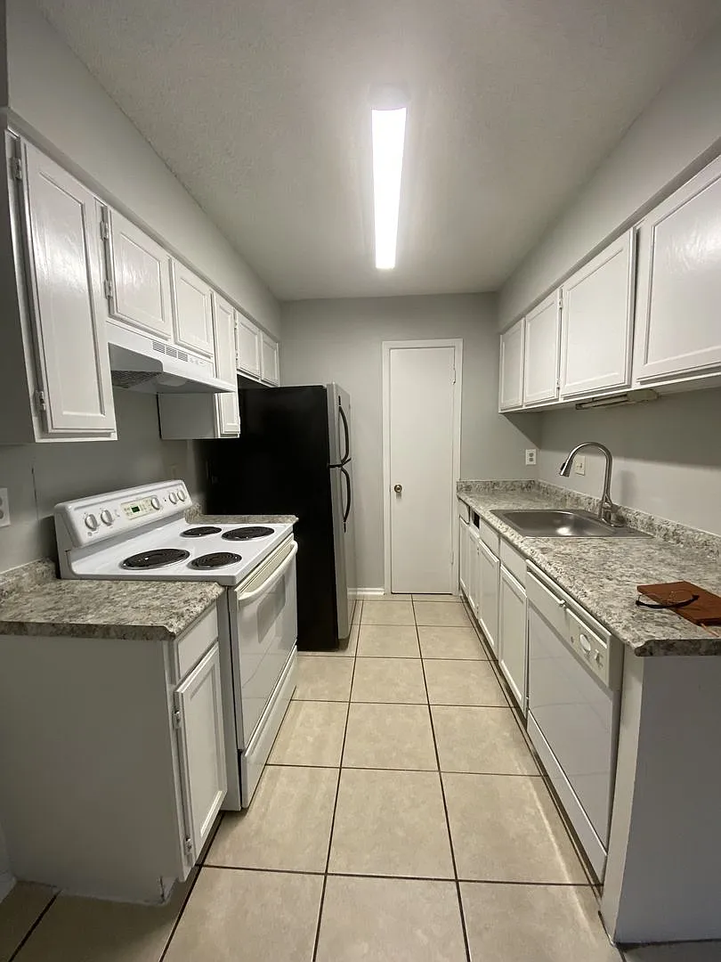 2602 Aftonshire Way #A, Austin, Texas 78748 — Photo 3
