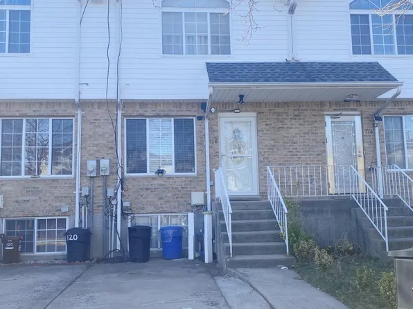 118 Radford St, Staten Island, NY 10314