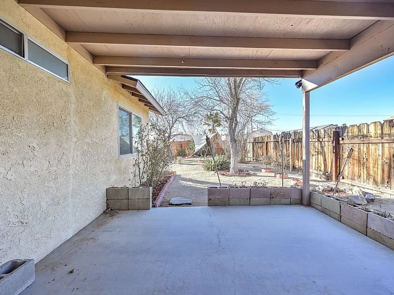 405 Fountain St — Photo 14