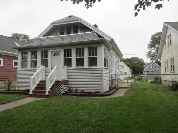 504 South Oak Park COURT, Milwaukee, WI 53214