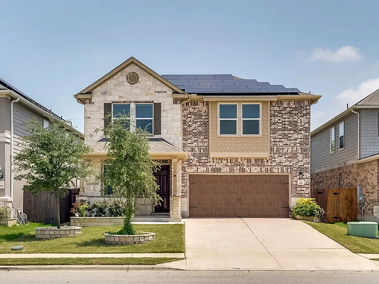 516 Ayinger Ln — Photo 2