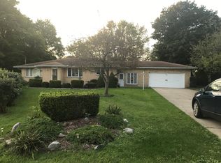 814 Cayuga Creek Rd, Cheektowaga, NY 14227