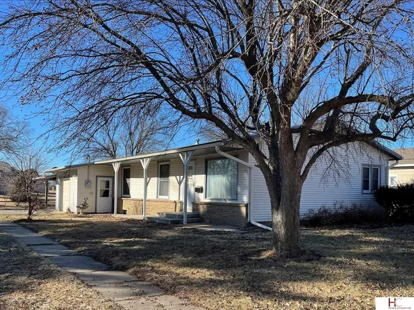 1007 5th St, Friend, NE 68359