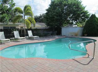 6820 McClellan St, Hollywood, FL 33024