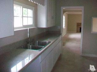 967 Royal Ave, Simi Valley, CA 93065