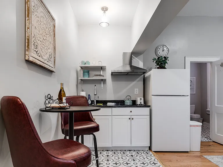 2337 W Grace St #2 — Photo 7