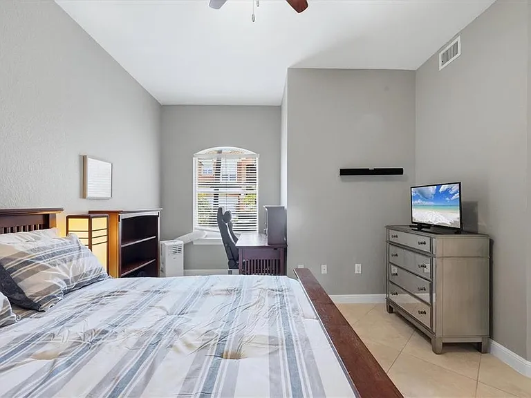 5514 46th Ct W — Photo 22