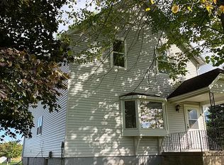 4527 County Road Cr, Manitowoc, WI 54220