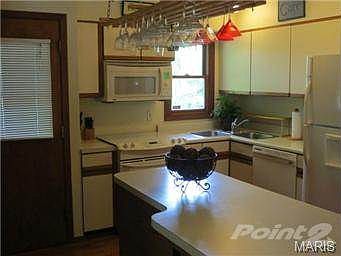 5th image of 709 Josephine Ave