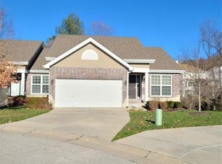 5906 Stephanie Green Ct, Saint Louis, MO 63129