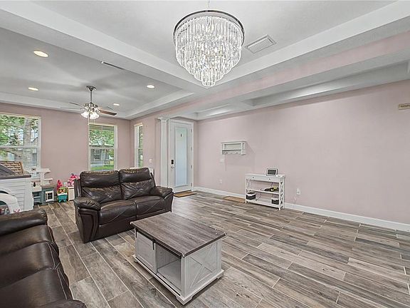 5th image of 8137 LAGERFELD DRIVE