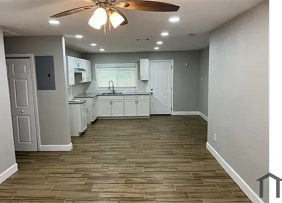 8607 Big Creek Dr — Photo 2