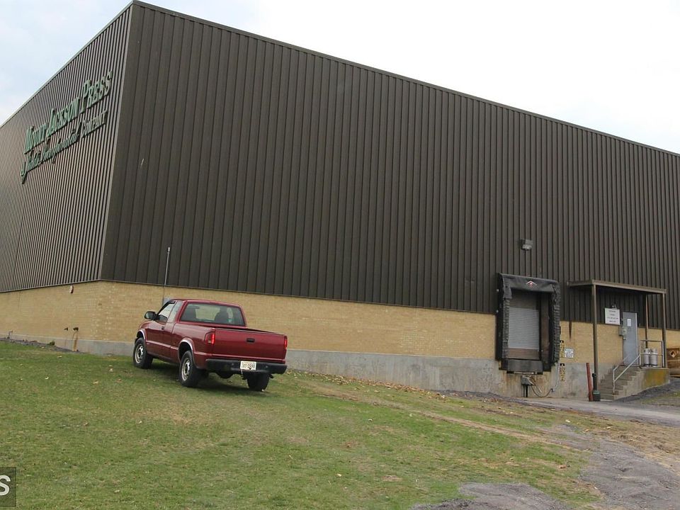 2nd image of 377 Industrial Park Rd