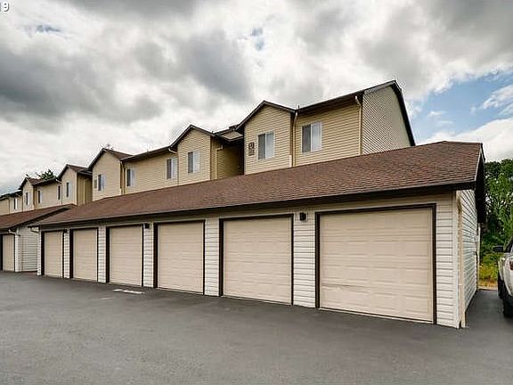 2nd image of 5264 NE 121st Ave APT 217