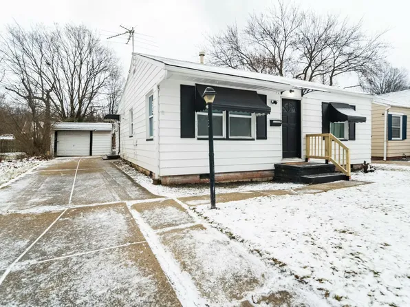 2513 Greenvale Rd, Cleveland, OH 44121