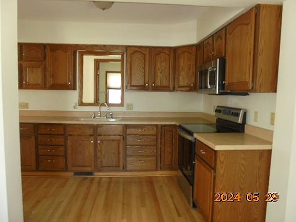 5th image of 616 S Lincoln Ave