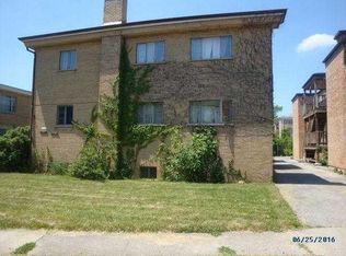 748 Walnut St, Waukegan, IL 60085