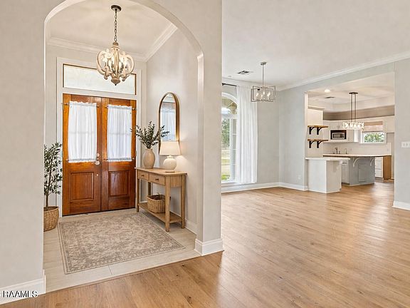 4th image of 9917 Jefferson Island Rd