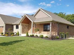 2467 Fiesta Dr, Troy, OH 45373