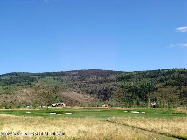 171 Desert Fox Ln, Victor, ID 83455