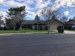 2709 Greenwood Dr, Madera, CA 93637