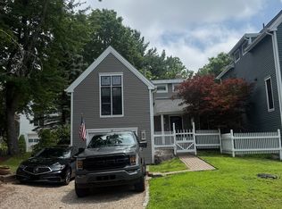 21 Farm Dr, Farmington, CT 06032