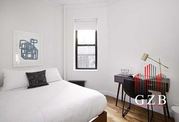 4th image of 171 E 105th St APT 2