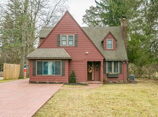 48 Penfield Cres, Rochester, NY 14625