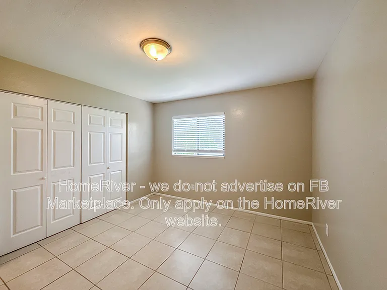 1720 SW 3rd Pl — Photo 14