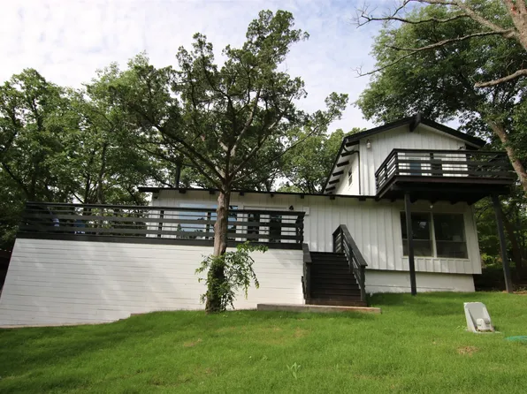 74 Hacienda Dr, Pottsboro, TX 75076