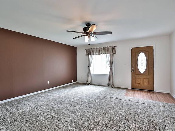 5th image of 2887 Honesdale Ct