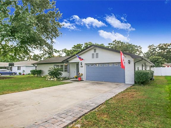 2nd image of 109 Holmes Pl